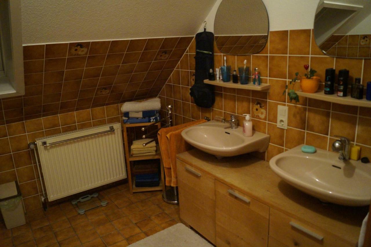 Gemuetliches Zimmer Zentral In Der Lueneburger Heide Шнефердинген Экстерьер фото